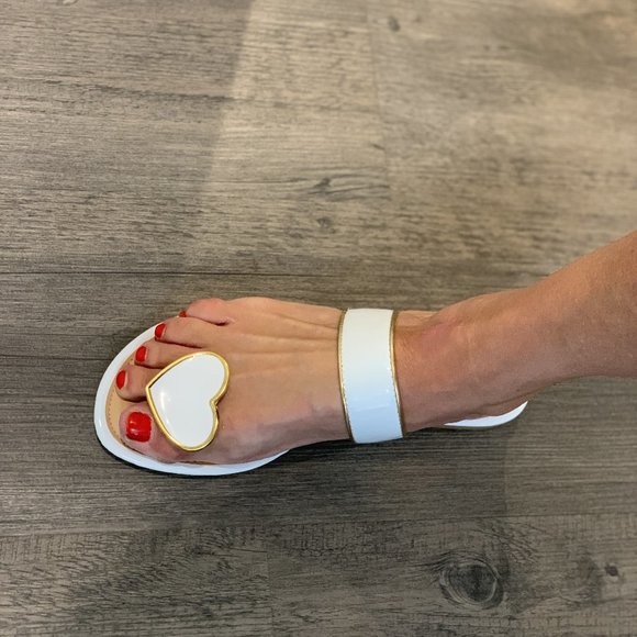 Tou Tou Sweetheart Sandals - Picture 3 of 8